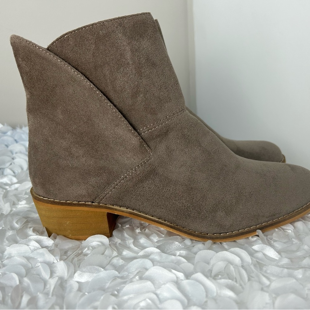 Hey Girl by Corkys Tan Faux Suede Ankle‎ Boot 7
